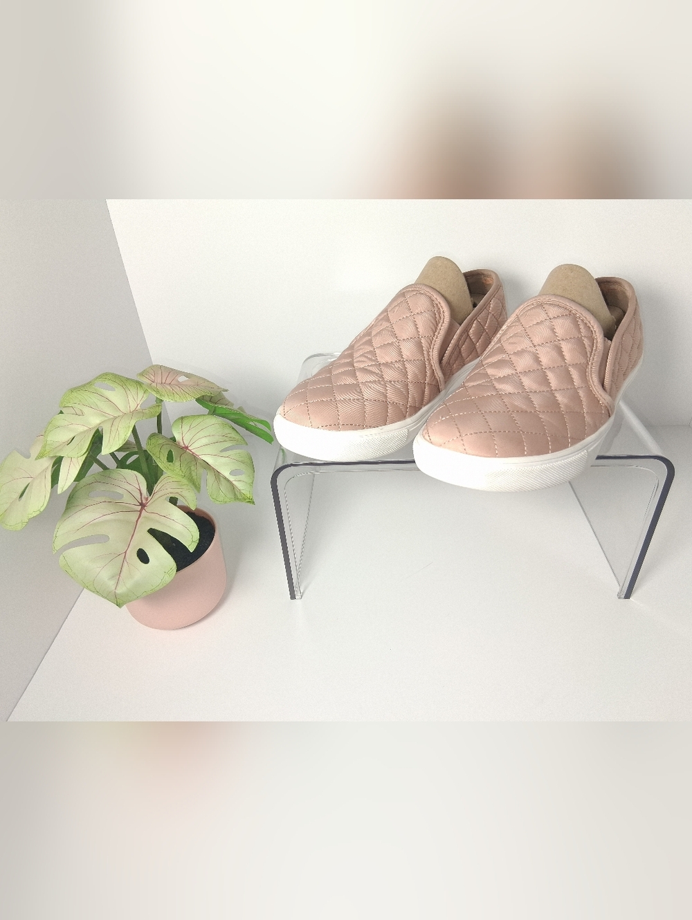 Steve Madden Quilted Slip-On Sneakers - Blush Size 7B - Picture 5 of 12